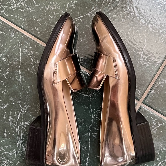 Silver shiny loafers Zara size 37 - Picture 4 of 6